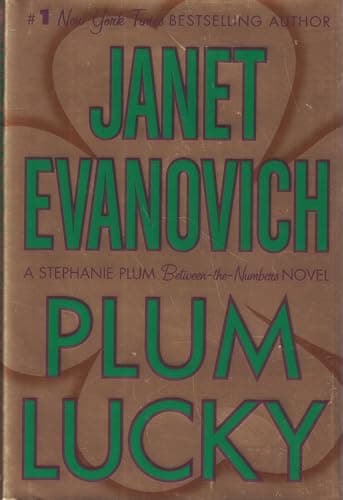 Book cover for Plum Lucky (Stephanie Plum Between the Numbers) by Evanovich, Janet