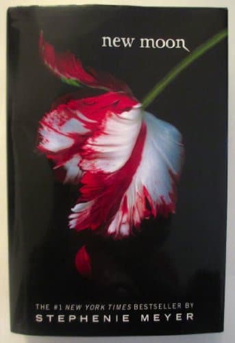 Book cover for New Moon (Twilight Saga, Book 2) by Meyer, Stephenie