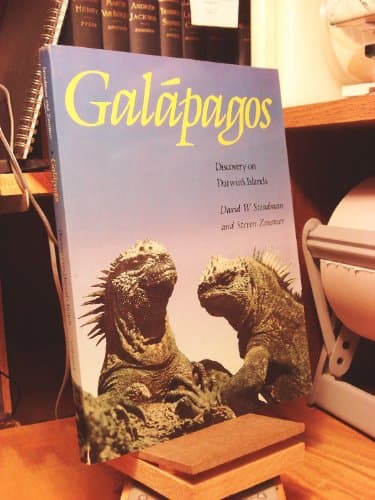 Book cover for Galapagos by David W. Steadman
