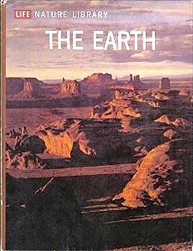 Book cover for The earth, (Life nature library) by Beiser, Arthur
